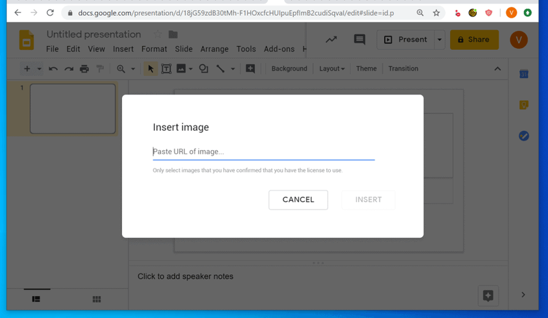 Vložte GIF do Prezentácií Google z adresy URL alebo fotoaparátu