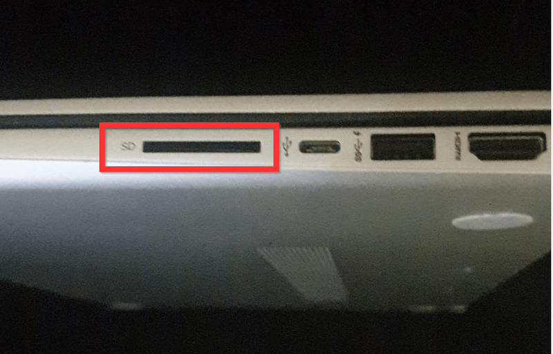 Com formatar la targeta SD a Windows 10 - Pas 1: inseriu la targeta al vostre ordinador