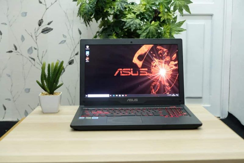 ASUS ROG Strix Scar IIIプロセッサー（CPU）パフォーマンスレビュー