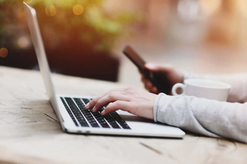 Przegląd żywotności baterii i wydajności ASUS VivoBook Flip 14