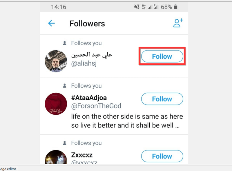 Com seguir algú a Twitter des d'Android o iPhone